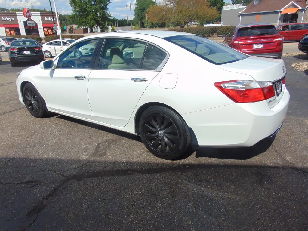 Used 2013 Honda Accord EX image 8