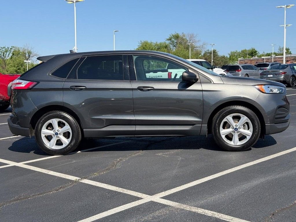 Used 2020 Ford Edge SE FWD video 2