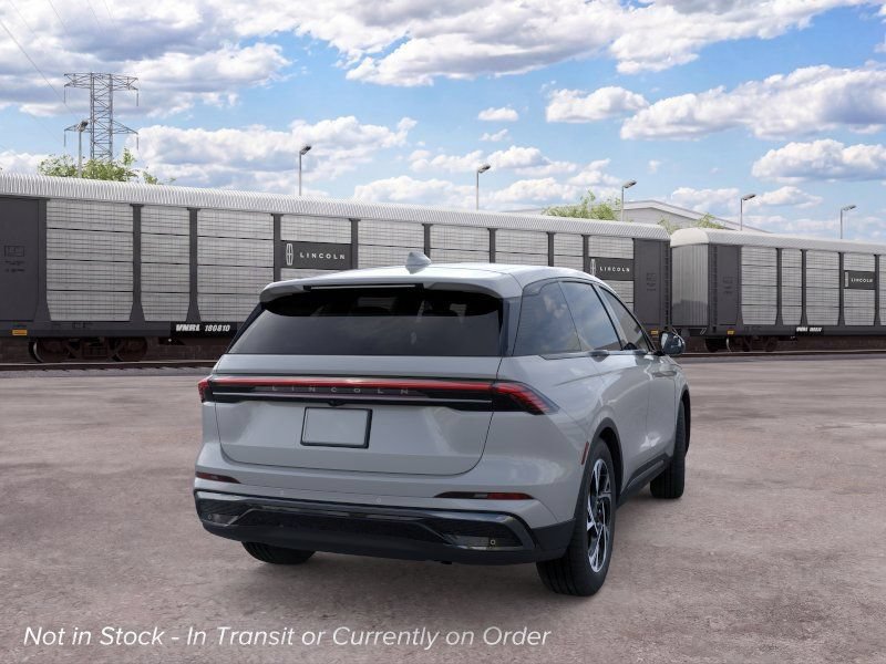 New 2026 Lincoln Nautilus Premier w/ Equipment Group 102A AWD/4WD image 8