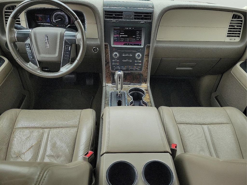 Used 2015 Lincoln Navigator 4WD image 11