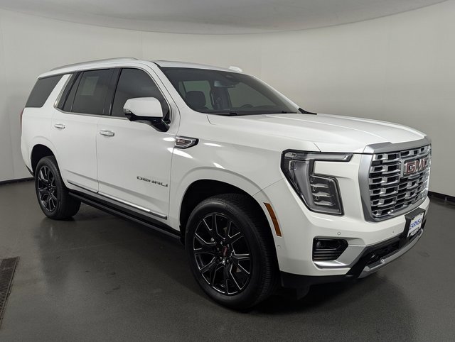Used 2025 GMC Yukon Denali image 2