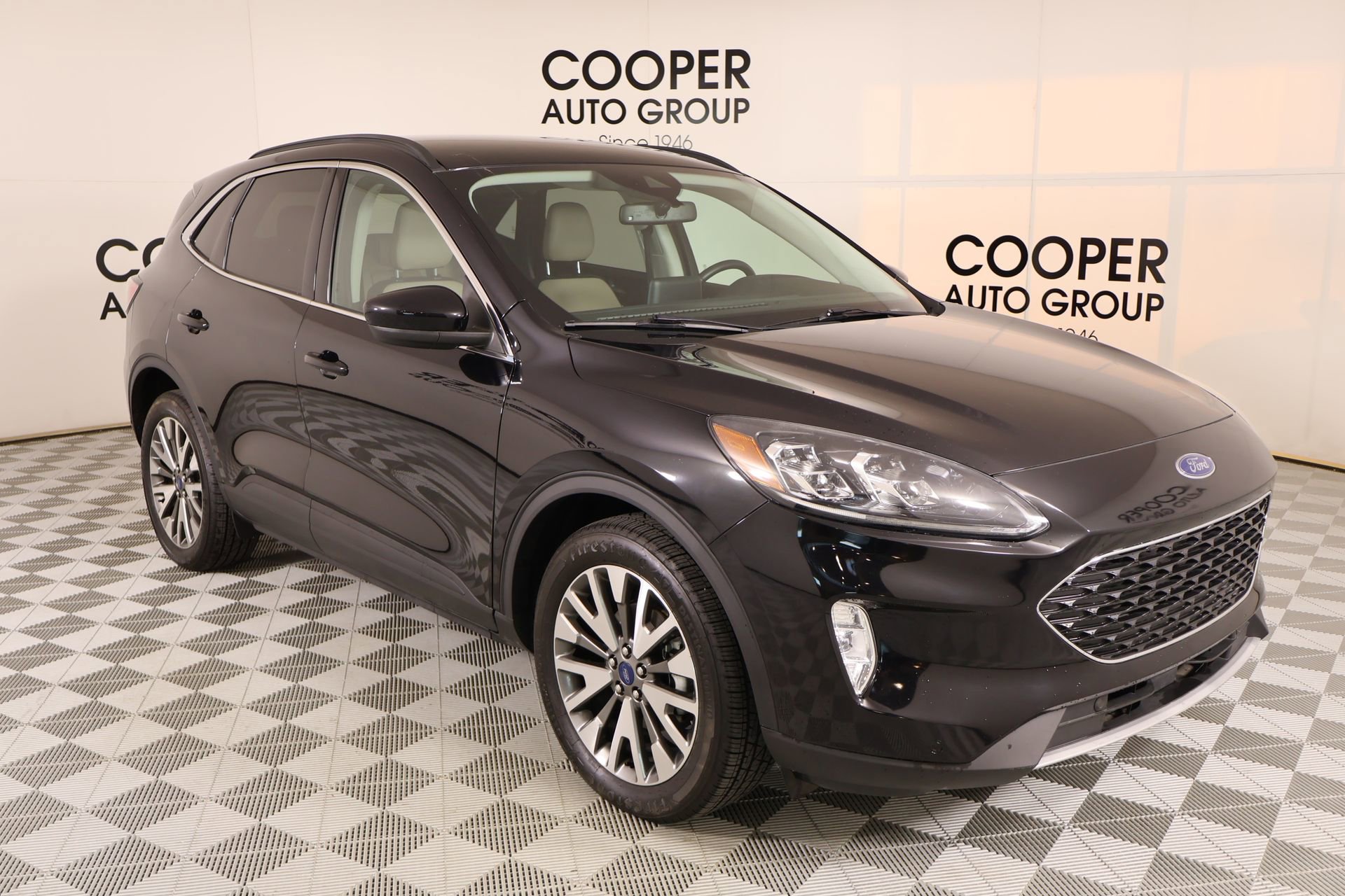 Used 2022 Ford Escape Titanium