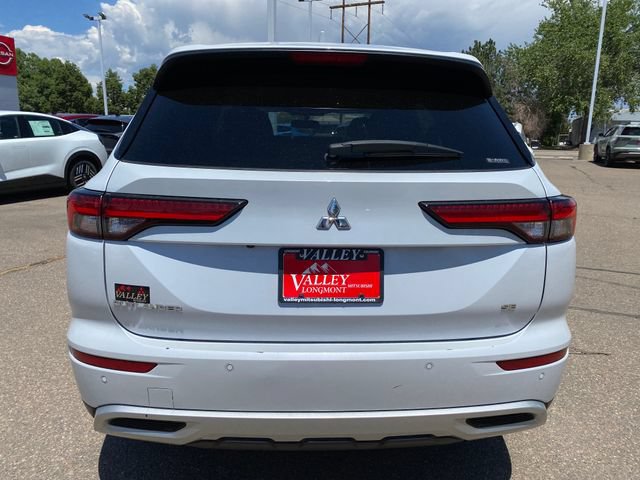 Used 2024 Mitsubishi Outlander SE AWD/4WD image 4