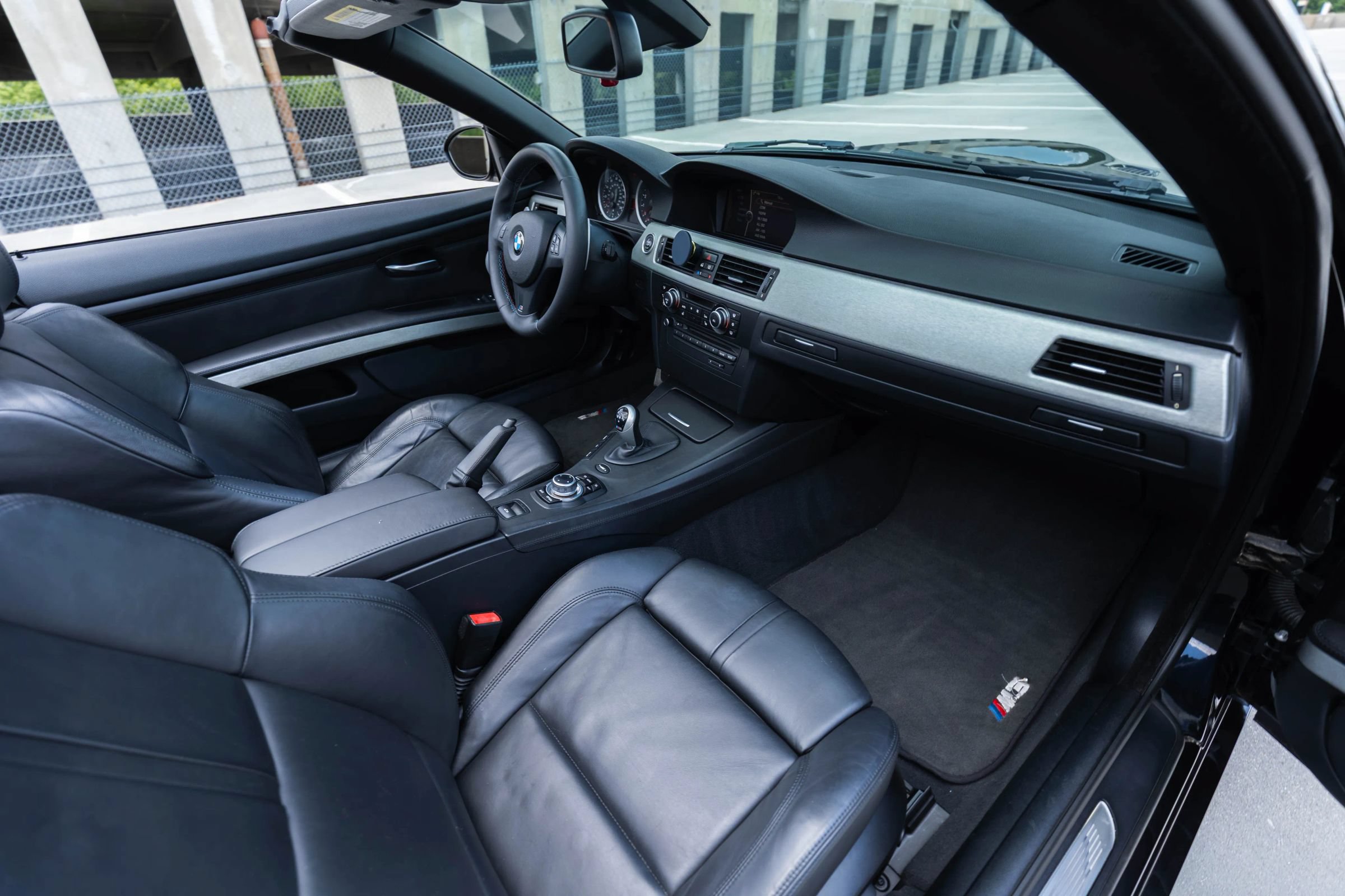 Used 2010 BMW M3 Convertible RWD image 24