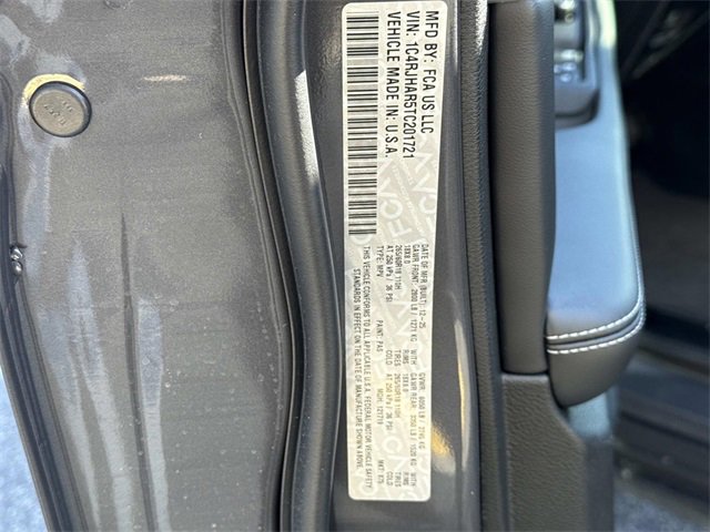 New 2026 Jeep Grand Cherokee Laredo image 37