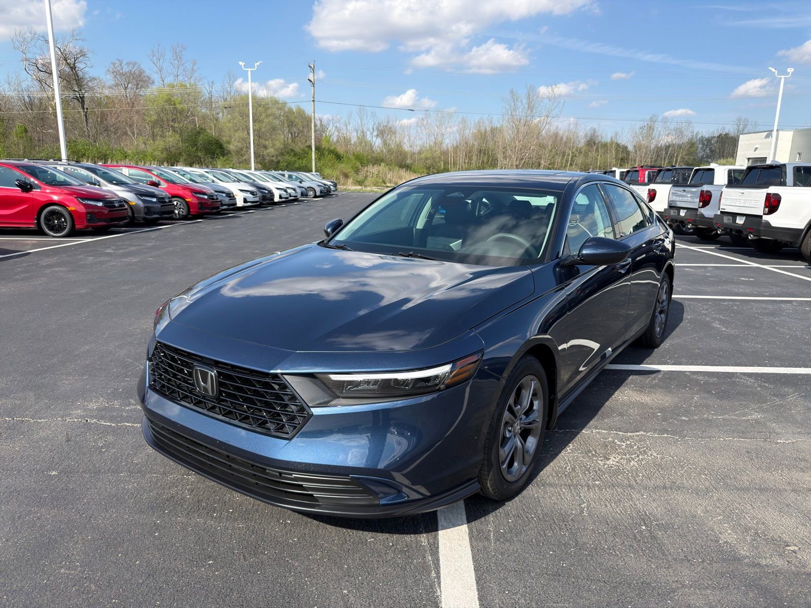 Used 2023 Honda Accord EX image 2