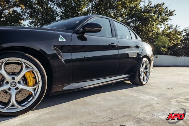 Used 2019 Alfa Romeo Giulia Quadrifoglio w/ Driver Assist Dynamic Package image 33