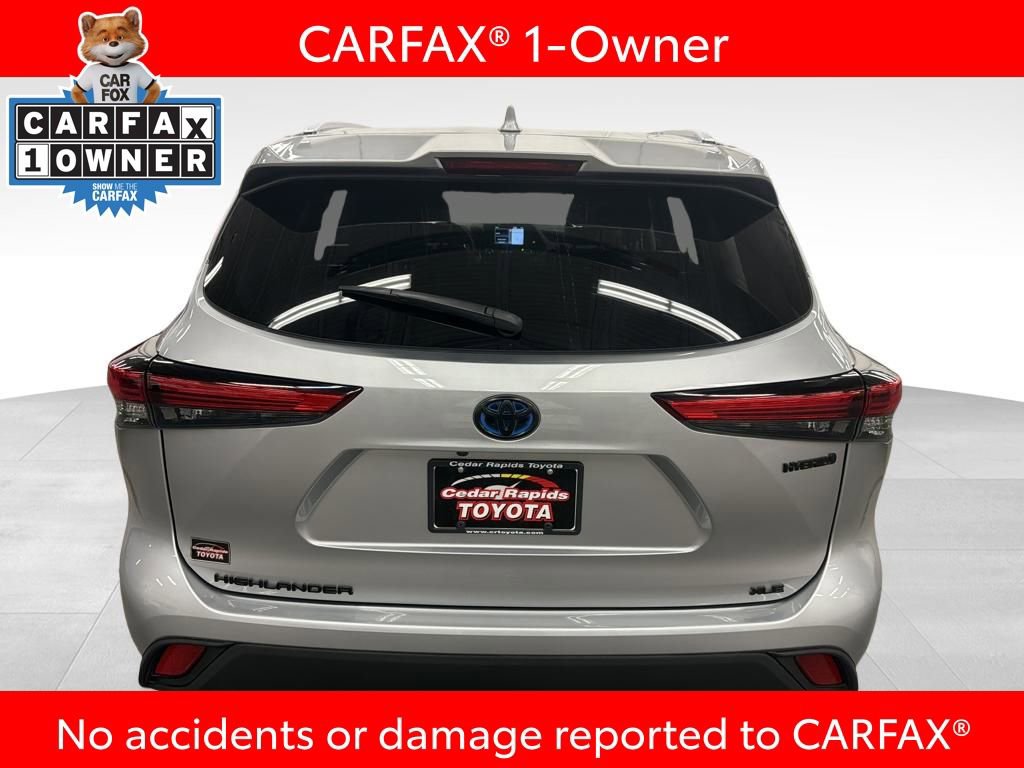 Certified 2021 Toyota Highlander XLE image 5