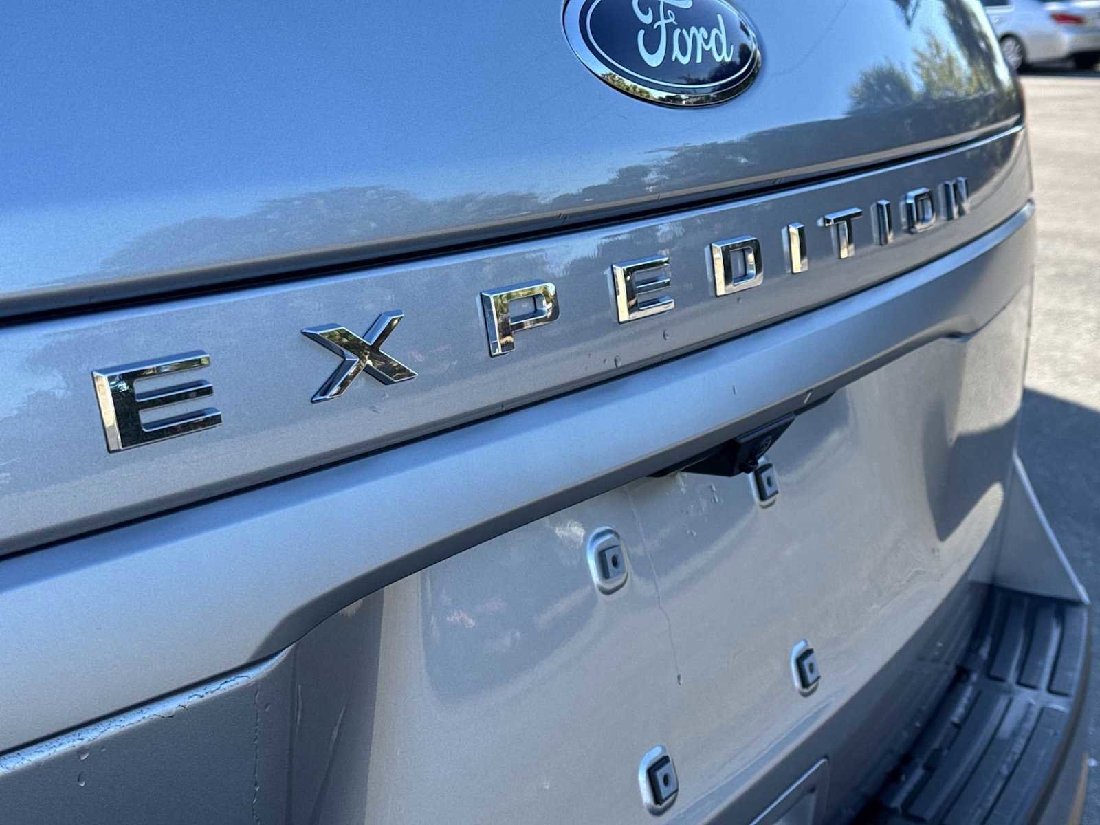 Used 2024 Ford Expedition XLT image 11