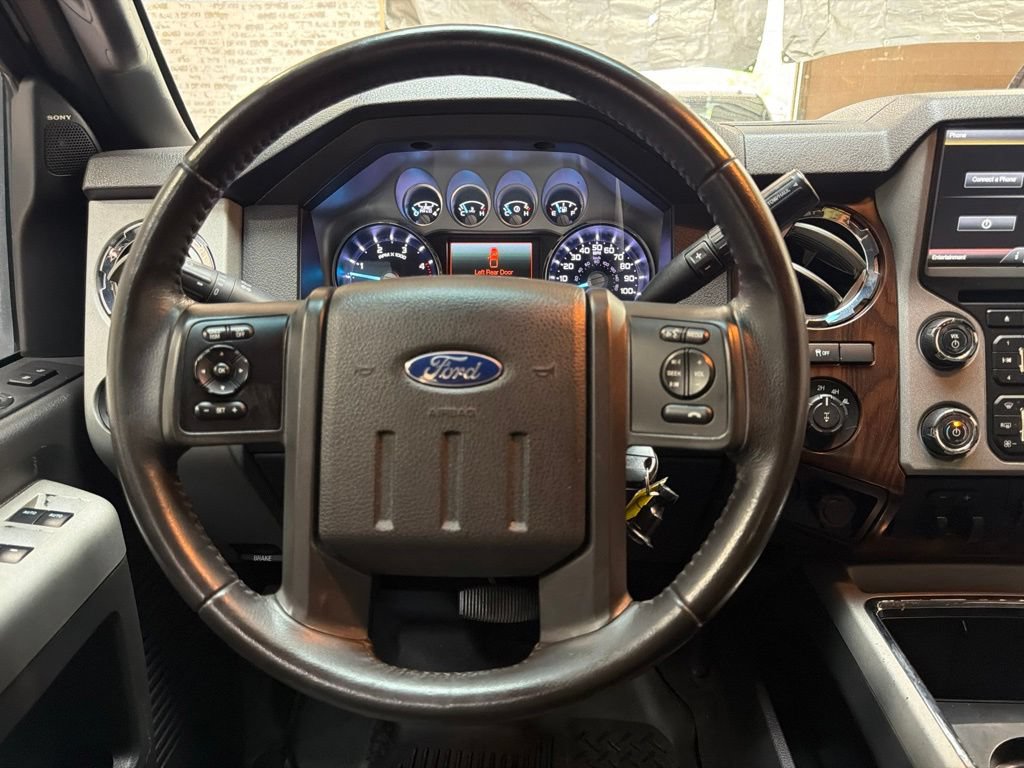 Used 2015 Ford F250 Lariat w/ Lariat Interior Package AWD/4WD image 19
