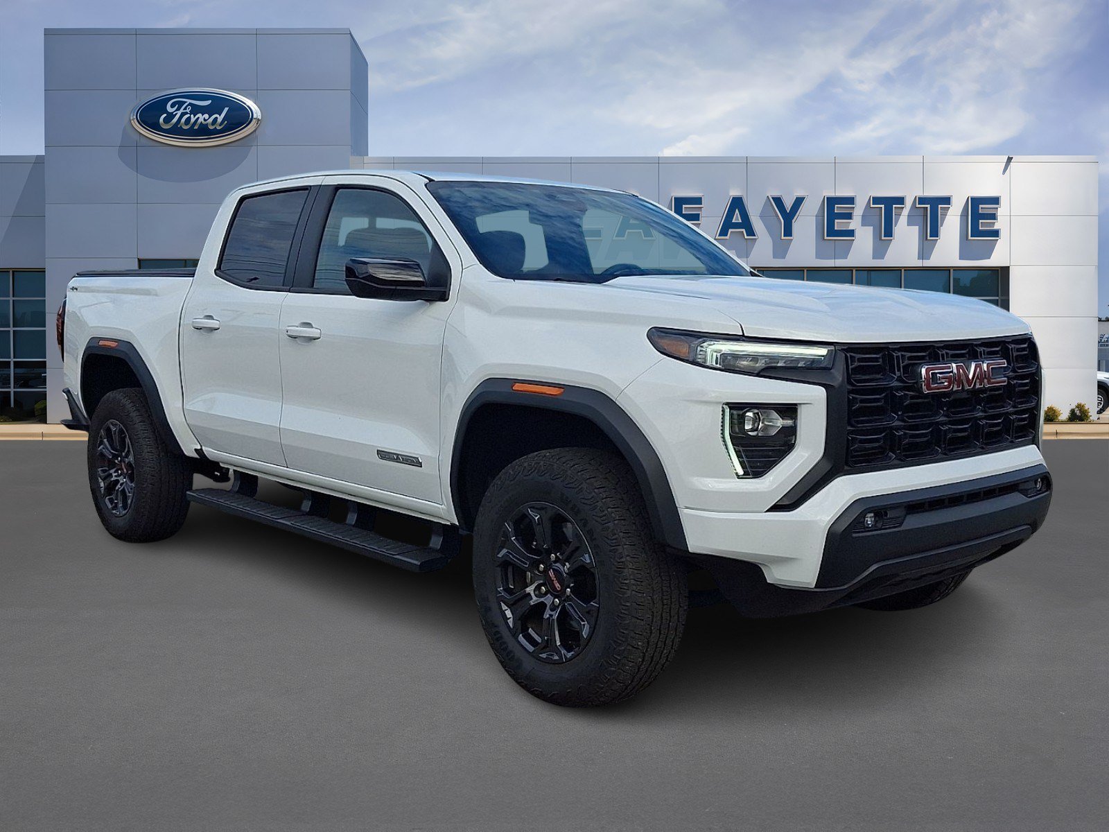 Used 2024 GMC Canyon Elevation w/ Elevation Premium Package AWD/4WD image 1