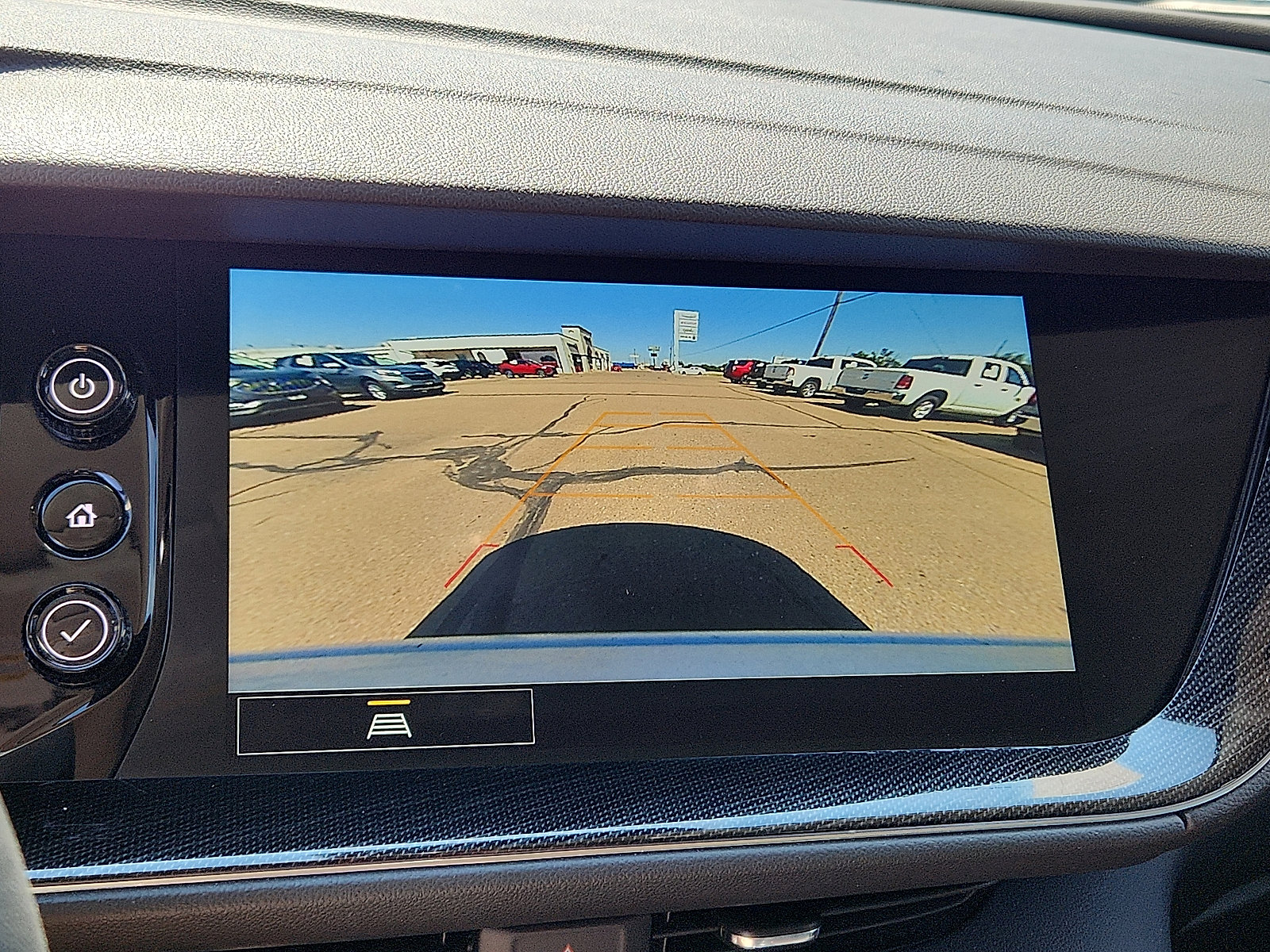 Used 2023 Buick Envision Essence w/ Sport Touring Package FWD image 14