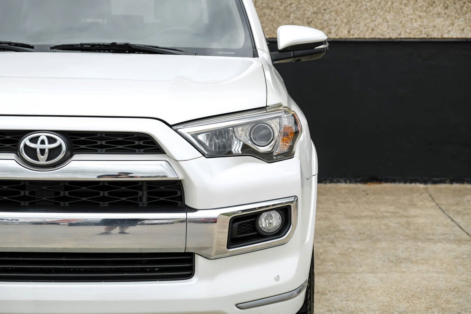 Used 2015 Toyota 4Runner Limited AWD/4WD image 52