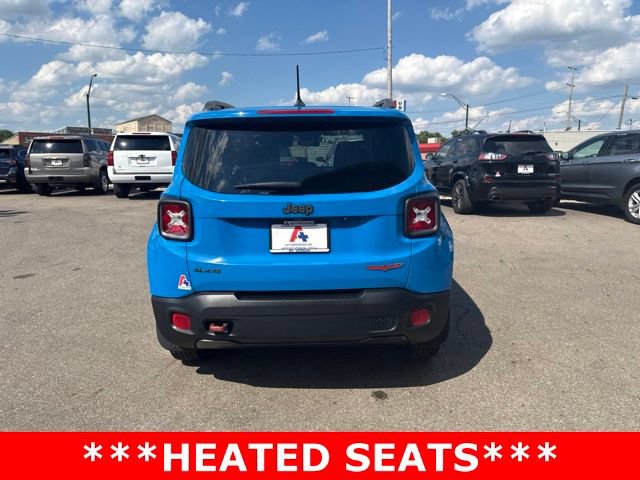 Used 2015 Jeep Renegade Trailhawk w/ Popular Equipment Group AWD/4WD image 4