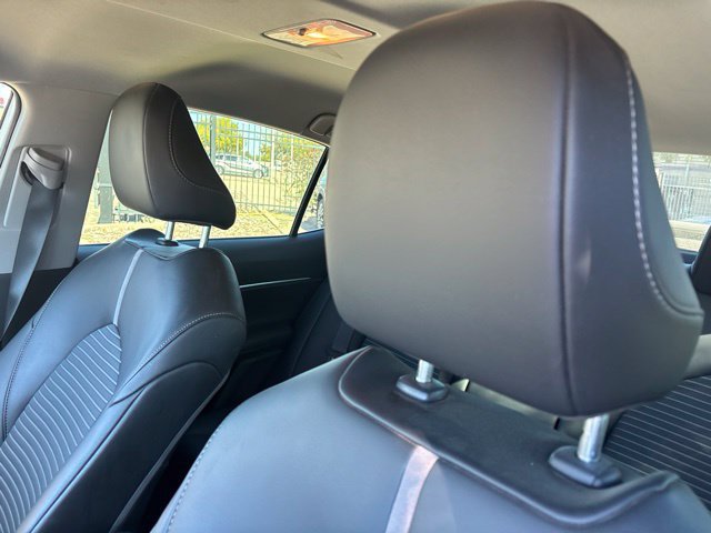 Used 2023 Toyota Camry SE FWD image 9