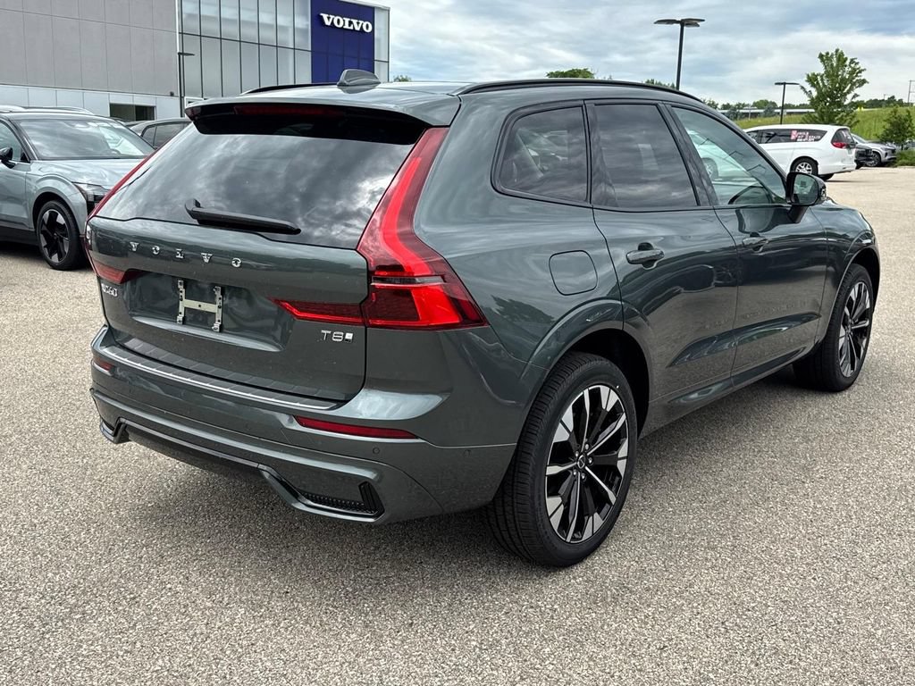New 2026 Volvo XC60 T8 Plus w/ Protection Package Premier AWD/4WD image 4