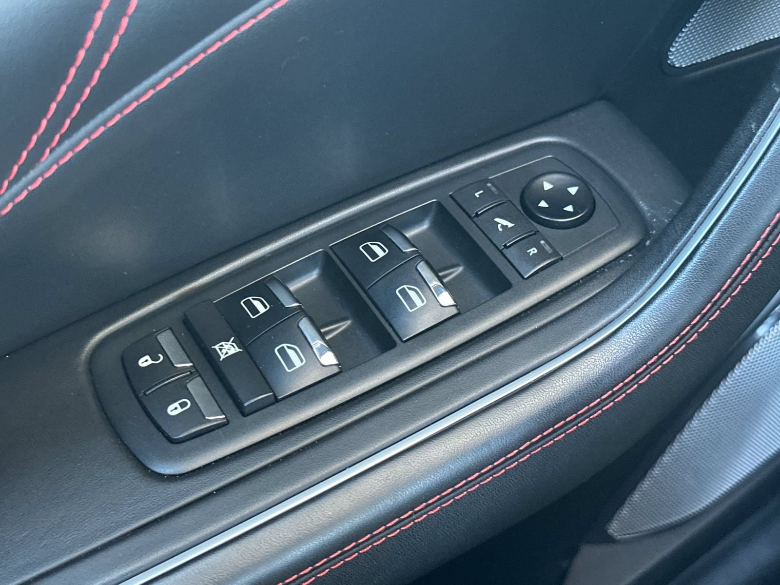 Used 2019 Maserati Levante GTS AWD/4WD image 32