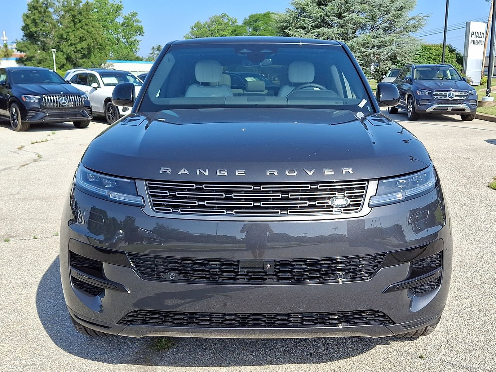 New 2026 Land Rover Range Rover Sport SE AWD/4WD image 35