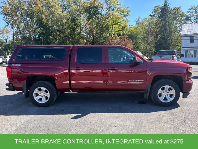 Used 2017 Chevrolet Silverado 1500 LT AWD/4WD image 6