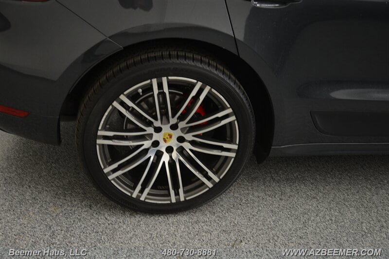 Used 2018 Porsche Macan GTS AWD/4WD image 42
