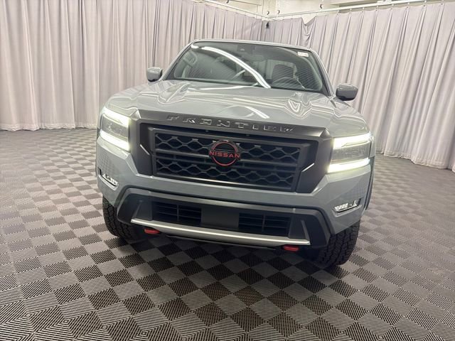 Used 2024 Nissan Frontier PRO-4X w/ Technology Package AWD/4WD image 3