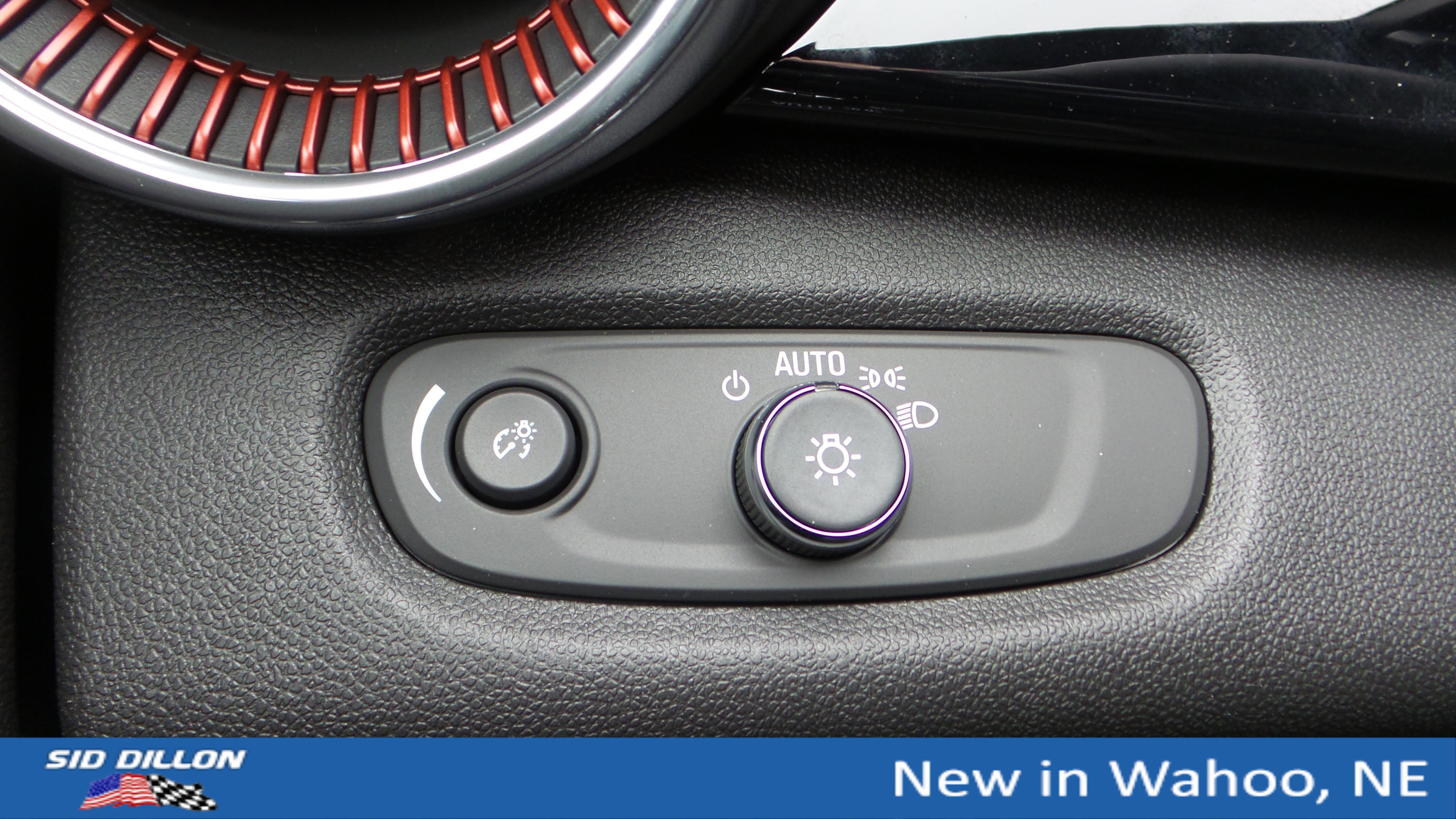 New 2026 Chevrolet Trax RS w/ Sunroof Package image 13