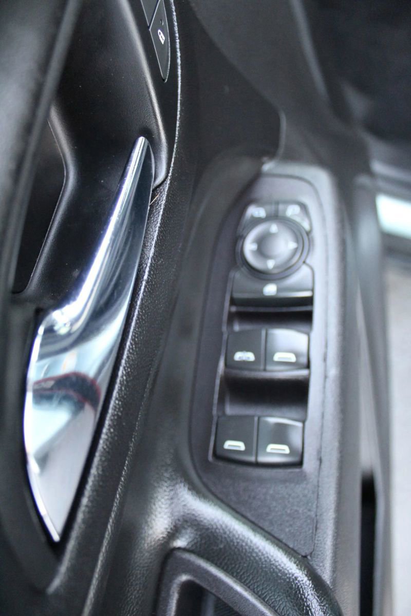 Used 2022 Chevrolet Equinox LT FWD image 11