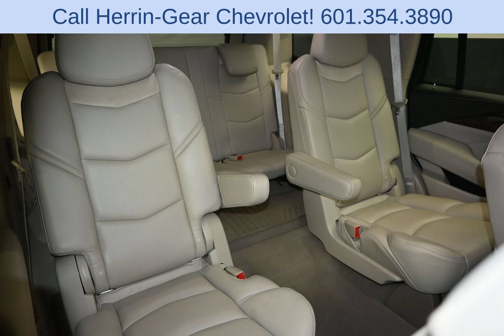 Used 2019 Cadillac Escalade Premium Luxury AWD/4WD image 26