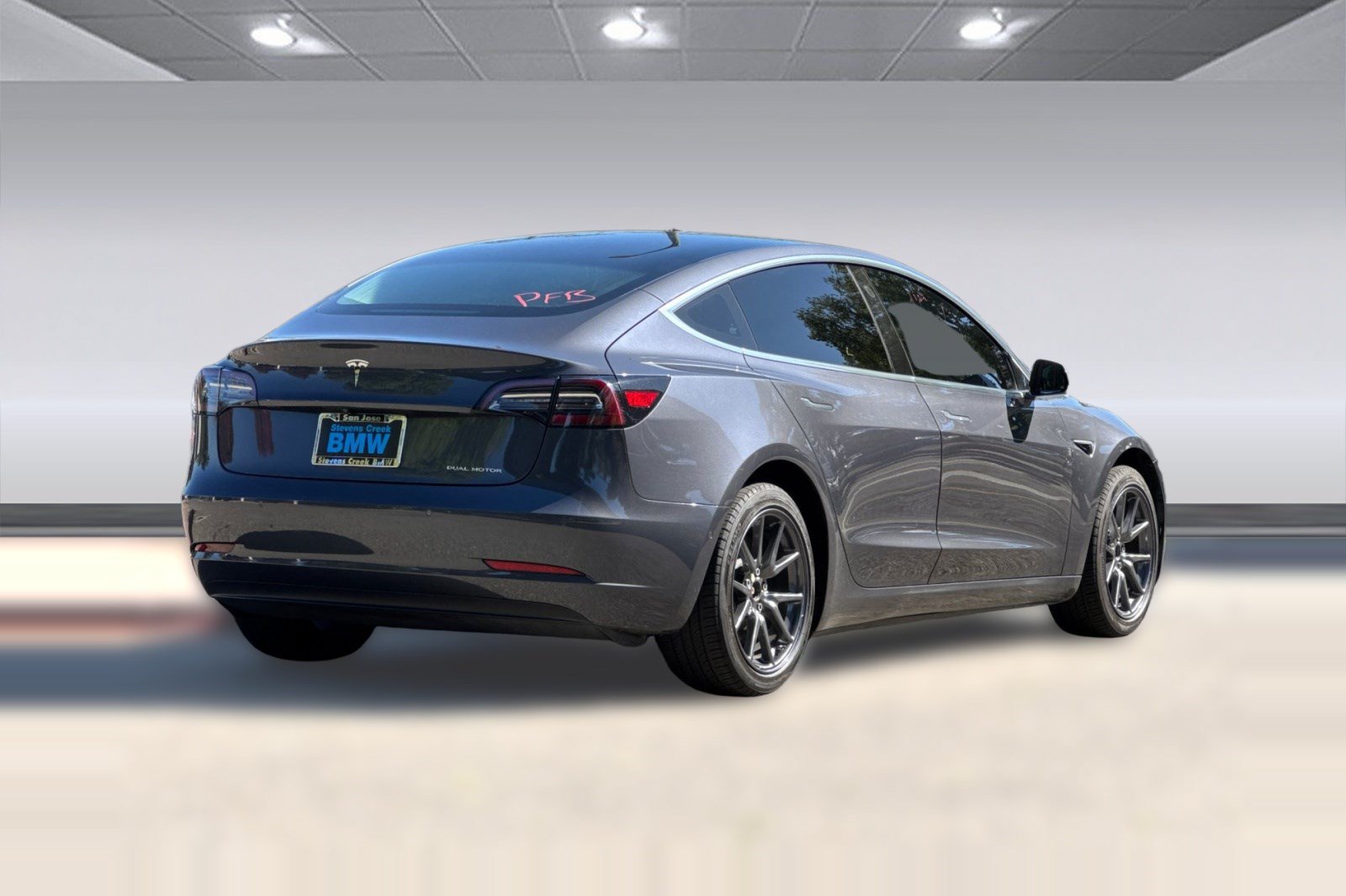 Used 2018 Tesla Model 3 Long Range RWD image 9