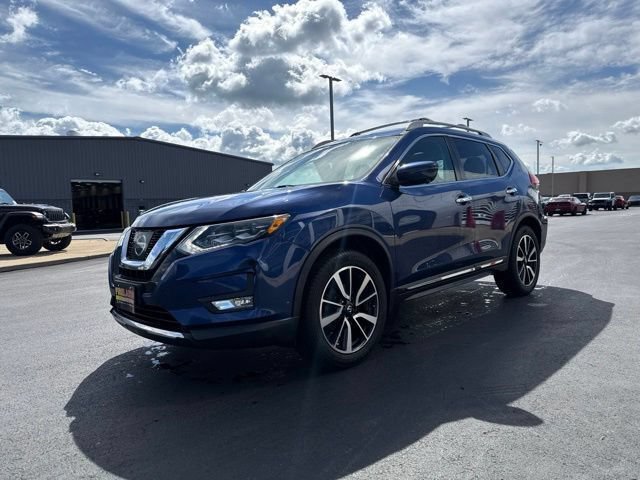 Used 2017 Nissan Rogue SL w/ SL Premium Package AWD/4WD image 3