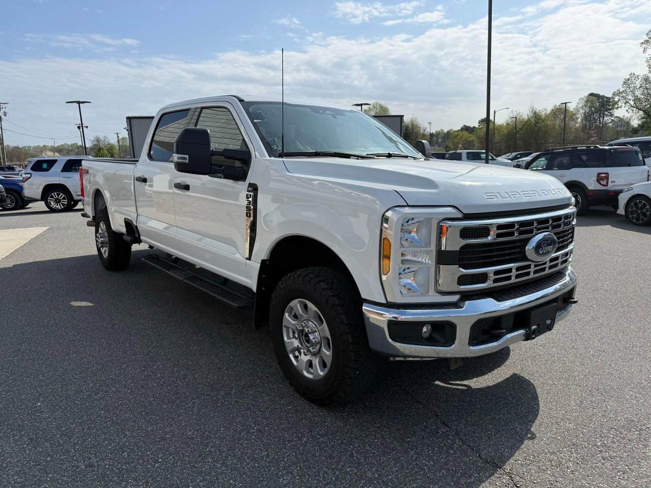 Used 2024 Ford F350 XLT w/ FX4 Off-Road Package image 9