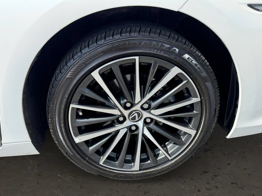 Certified 2025 Lexus ES 350 w/ Premium Package FWD image 25