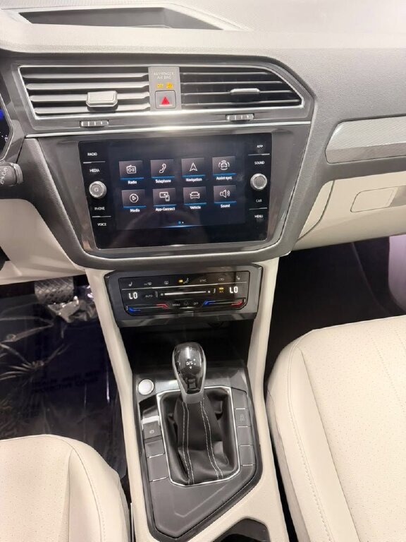 Used 2023 Volkswagen Tiguan SE FWD image 30