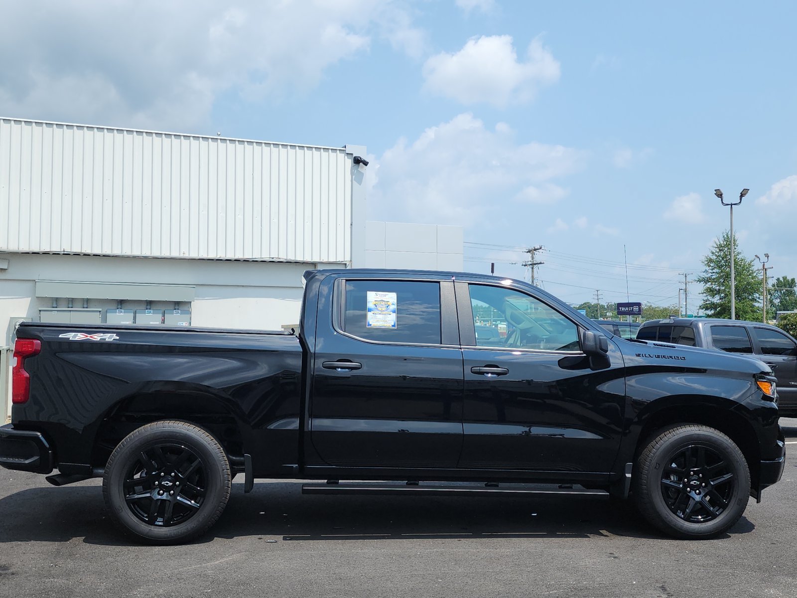 New 2026 Chevrolet Silverado 1500 Custom AWD/4WD image 6