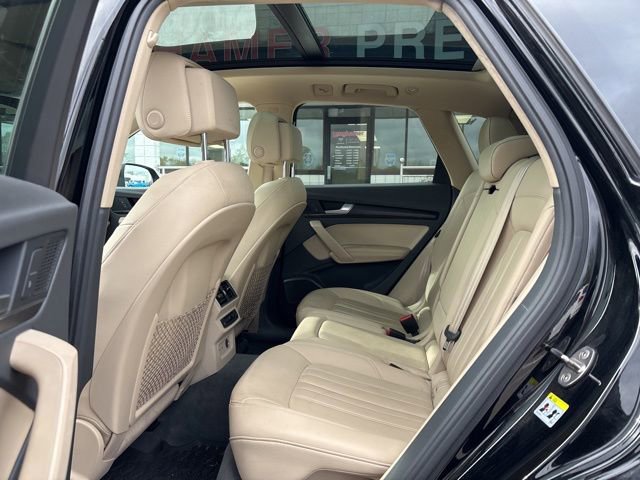 Used 2019 Audi Q5 2.0T Premium Plus w/ Premium Plus Package AWD/4WD image 15