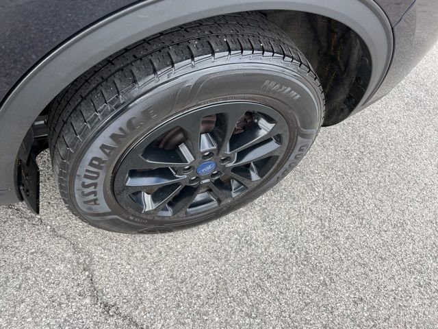 Used 2021 Ford Escape SE w/ Cold Weather Package image 15