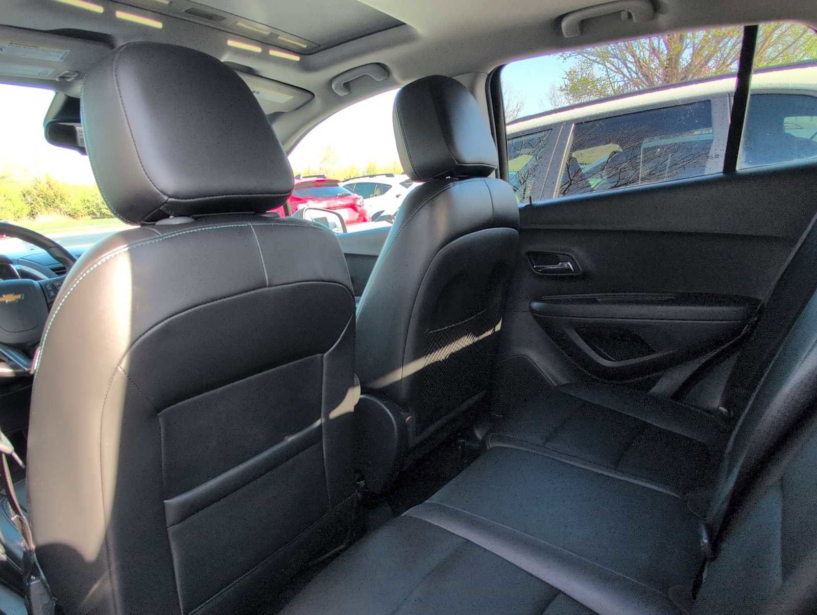Used 2015 Chevrolet Trax LTZ image 19