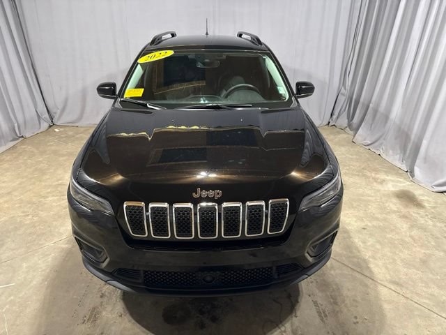 Used 2022 Jeep Cherokee Latitude Lux w/ Mopar Interior Package AWD/4WD image 5