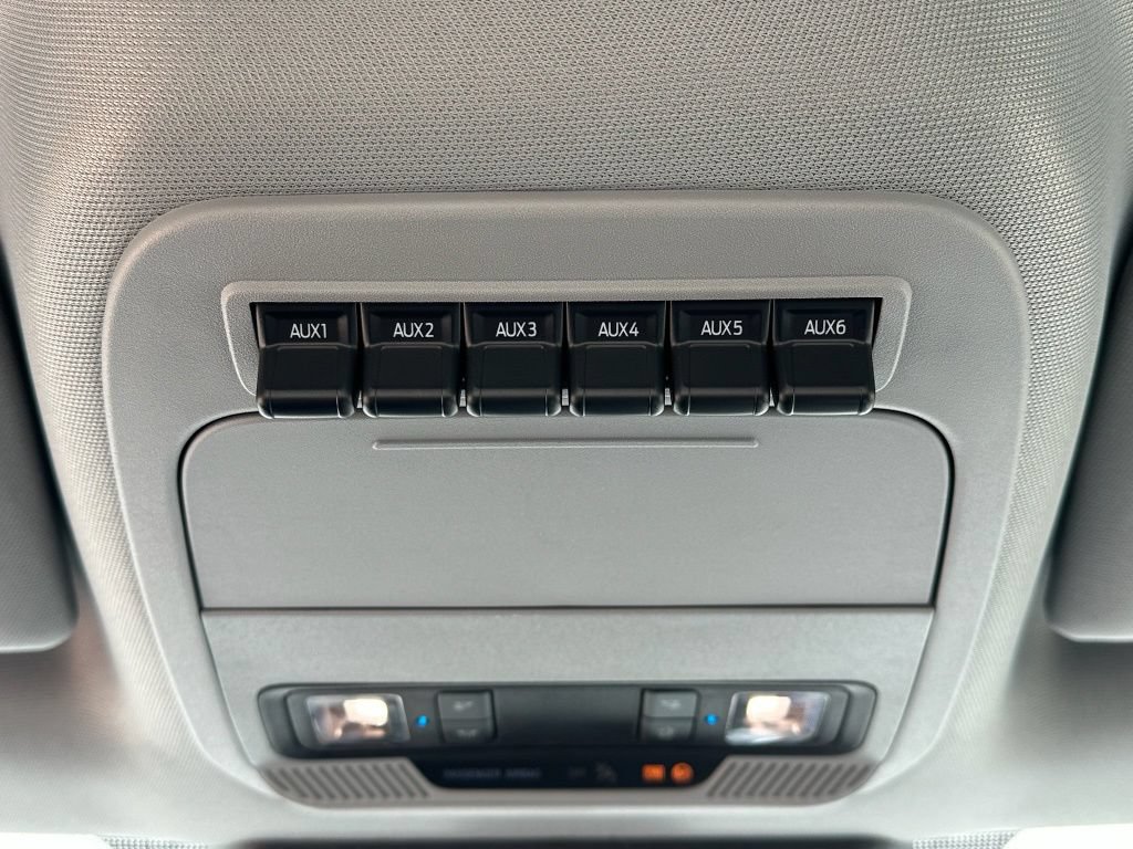 New 2026 Ford F550 4x4 Regular Cab Super Duty image 11