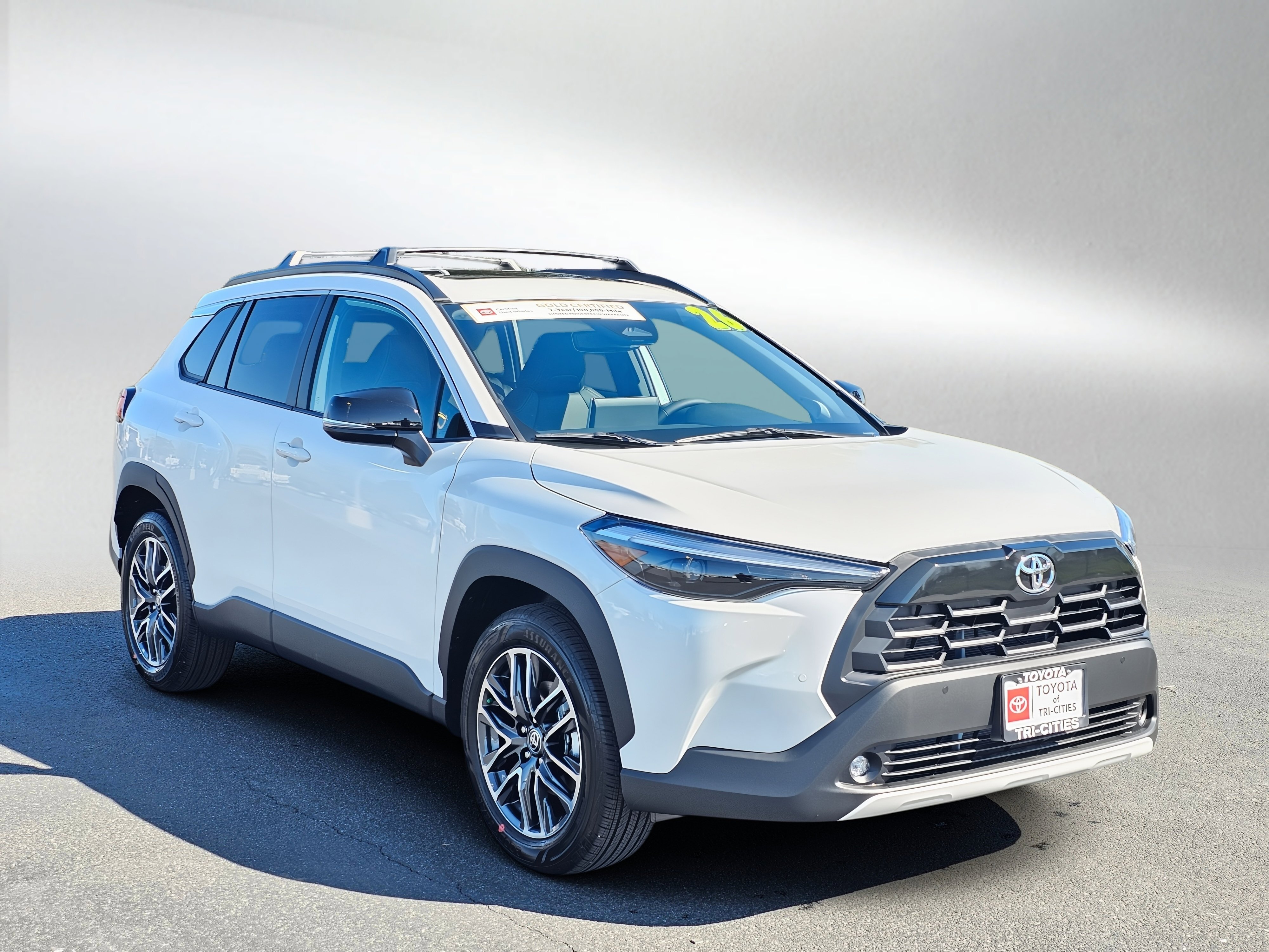 Used 2026 Toyota Corolla Cross XLE w/ Convenience Package image 7