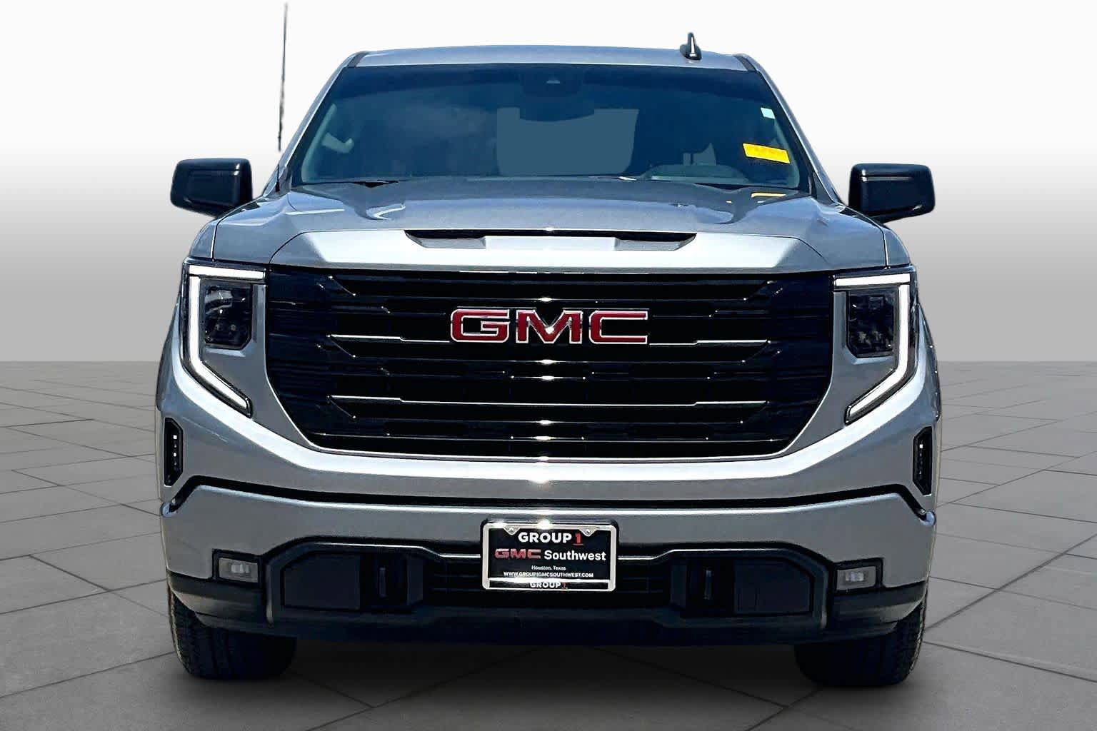 Used 2026 GMC Sierra 1500 Elevation w/ Elevation Select Package RWD image 4