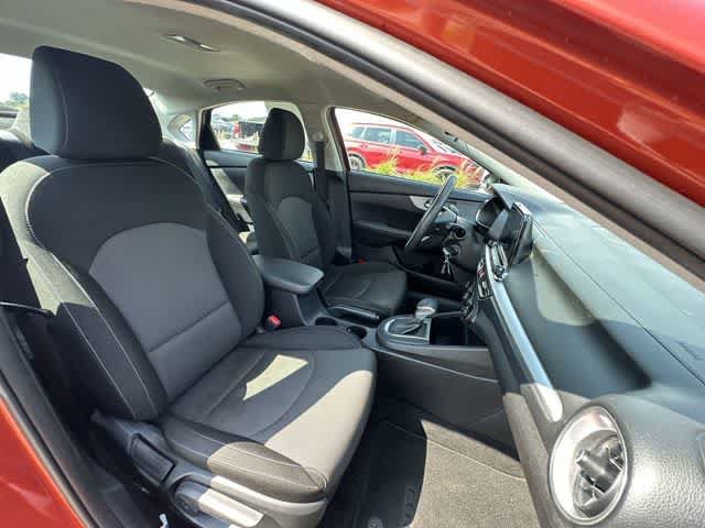 Used 2023 Kia Forte LXS w/ LXS Technology Package FWD image 18