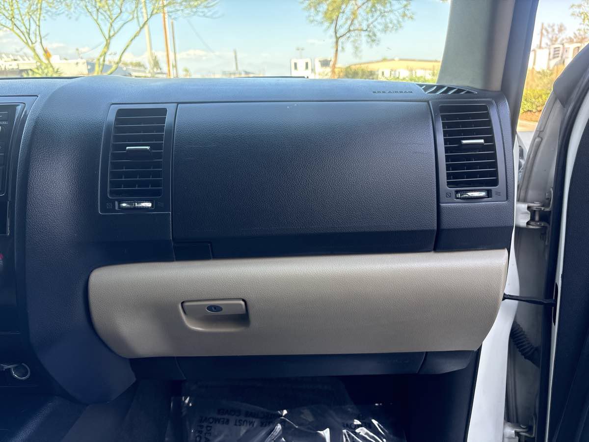Used 2015 Toyota Sequoia Platinum RWD image 23