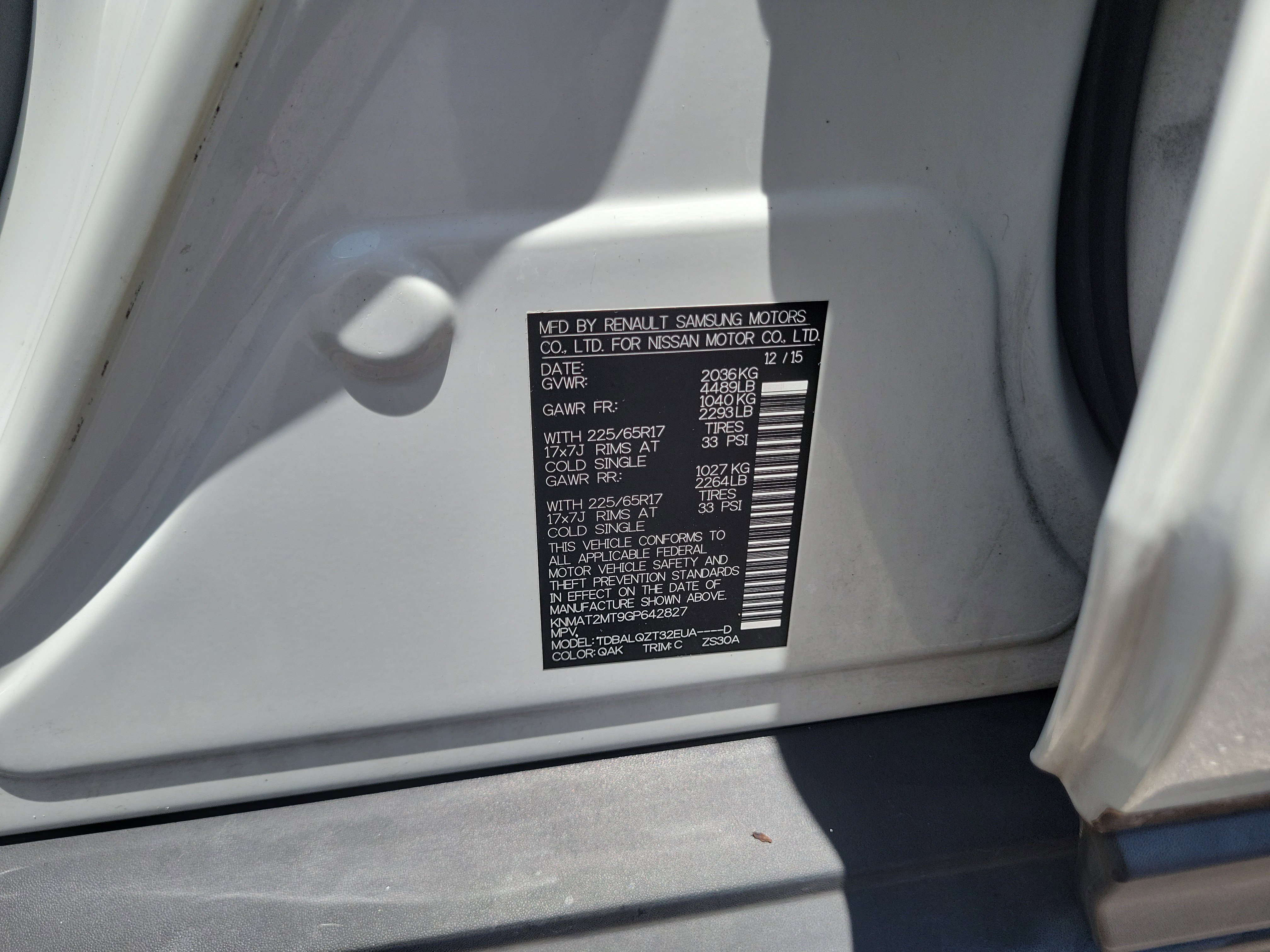 Used 2016 Nissan Rogue SV FWD image 32