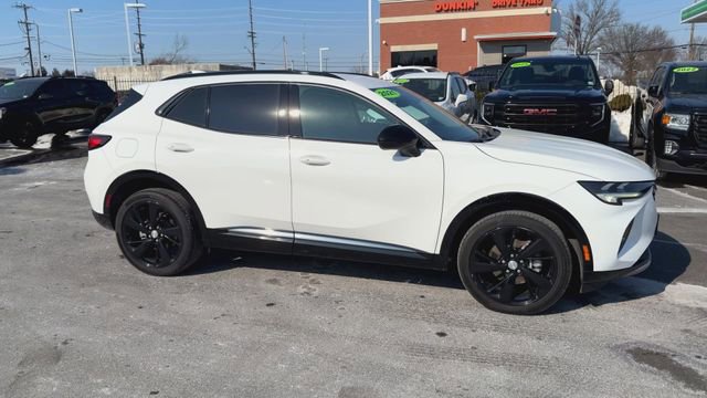 Used 2021 Buick Envision Essence w/ Sport Touring Package image 9