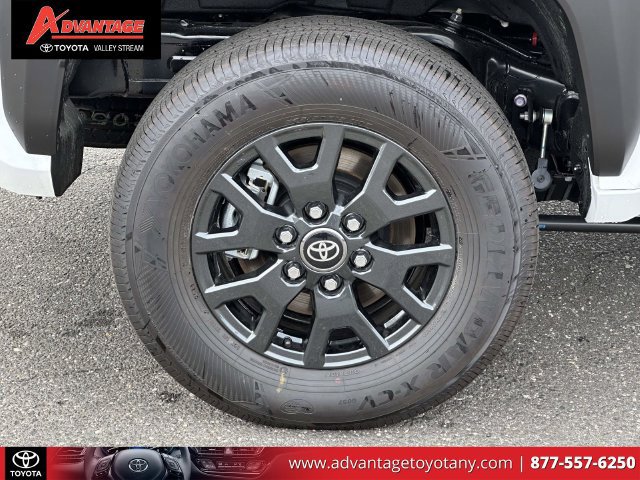 Used 2026 Toyota 4Runner SR5 RWD image 11
