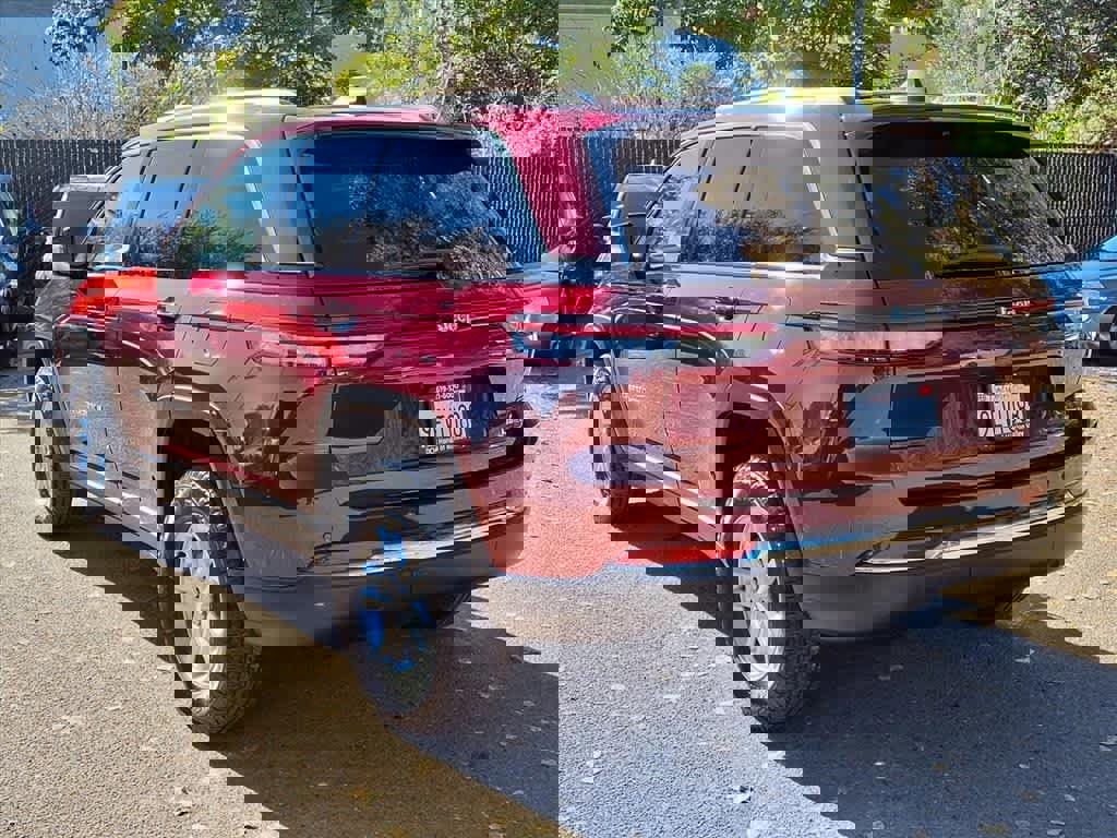 Used 2023 Jeep Grand Cherokee Laredo w/ Luxury Tech Group I image 8