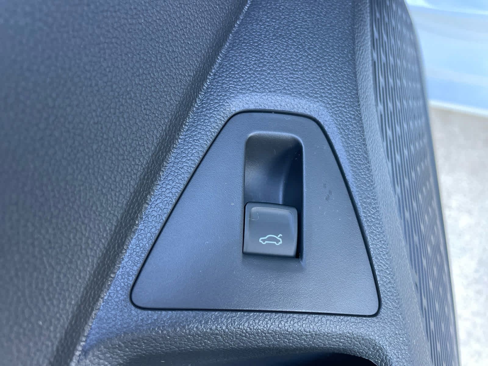 New 2026 Volkswagen Jetta SE FWD image 19