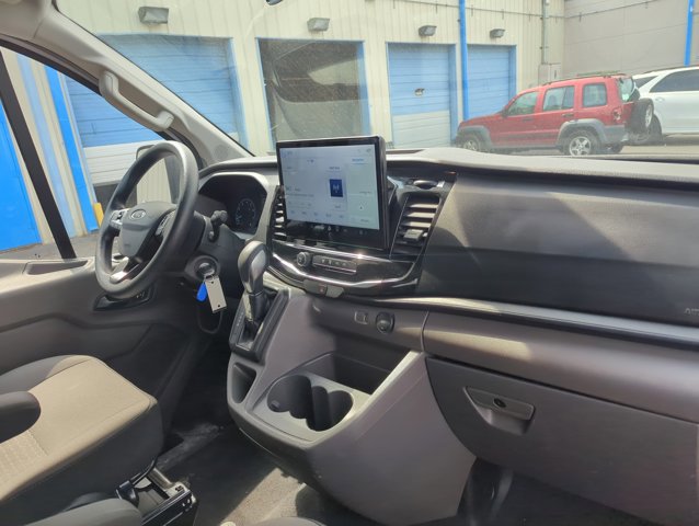 Used 2023 Ford Transit 350 XLT image 18