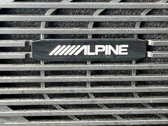 Used 2023 Jeep Wagoneer L Series III w/ Preferred Equipment Group image 23